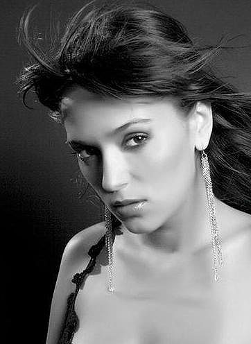 ukrainianscammers.com - 100 beautiful woman