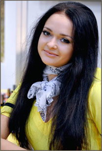 beautiful woman - ukrainianscammers.com