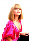beautiful young woman - ukrainianscammers.com