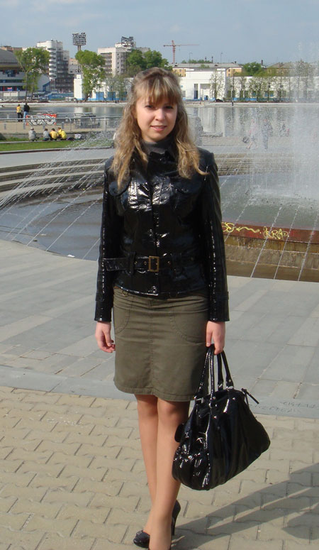 ukrainianscammers.com - cute woman photos