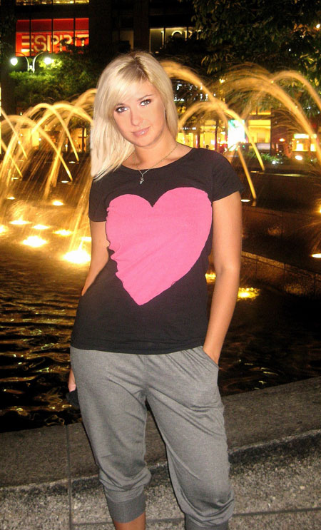 ukrainianscammers.com - find woman