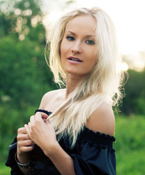 ukrainianscammers.com - find single