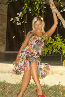 hot pic of woman - ukrainianscammers.com