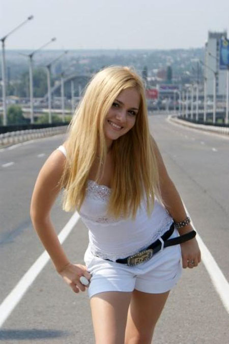 hot woman - ukrainianscammers.com