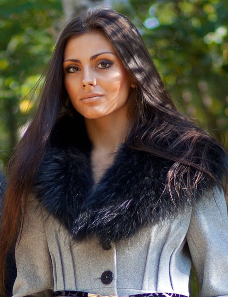 image of woman - ukrainianscammers.com