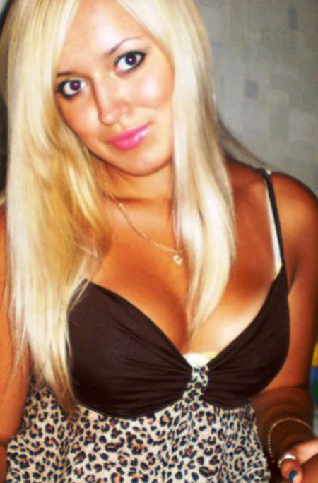 images of woman - ukrainianscammers.com