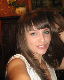 lady_looking - ukrainianscammers.com