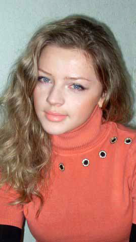 photos of woman - ukrainianscammers.com