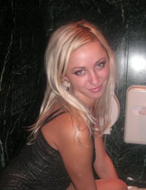 picking up a girl - ukrainianscammers.com