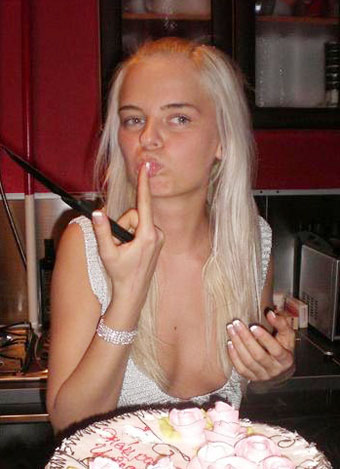 ukrainianscammers.com - pictures of beautiful