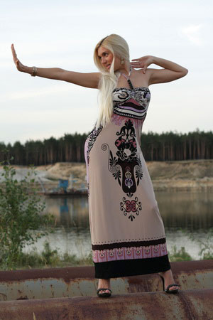 pretty girl - ukrainianscammers.com