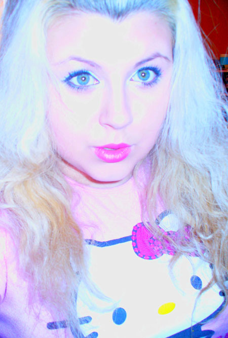 pretty girl online - ukrainianscammers.com