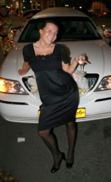 pretty sexy girl - ukrainianscammers.com