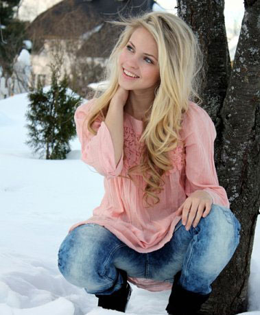 ukrainianscammers.com - search for your special lady