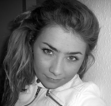 white woman - ukrainianscammers.com