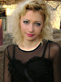 wife model - ukrainianscammers.com