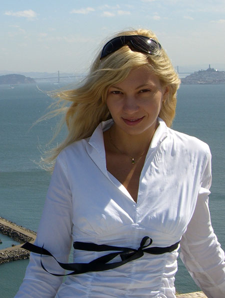 woman image - ukrainianscammers.com