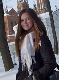 ukrainianscammers.com - young woman meeting